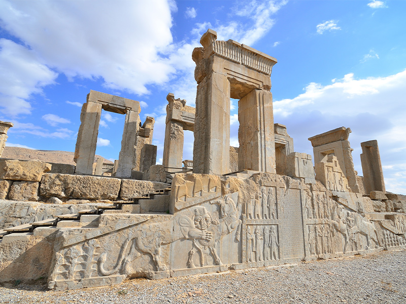 perspolis-in-shiraz.jpg